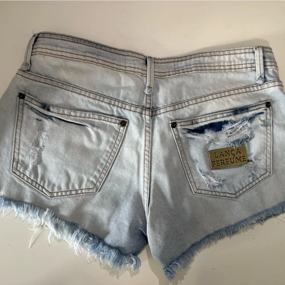 Lanca Perfume appliqué Jean shorts made in Brazil #A28
